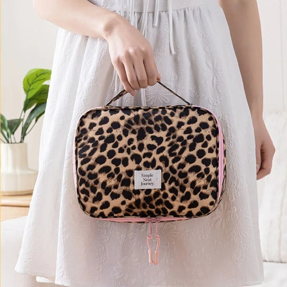Waterproof Leopard Makeup Bag  - Cosmetic Bags recension och pris